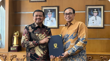 Smart Poles to Assist Residents & Authorities